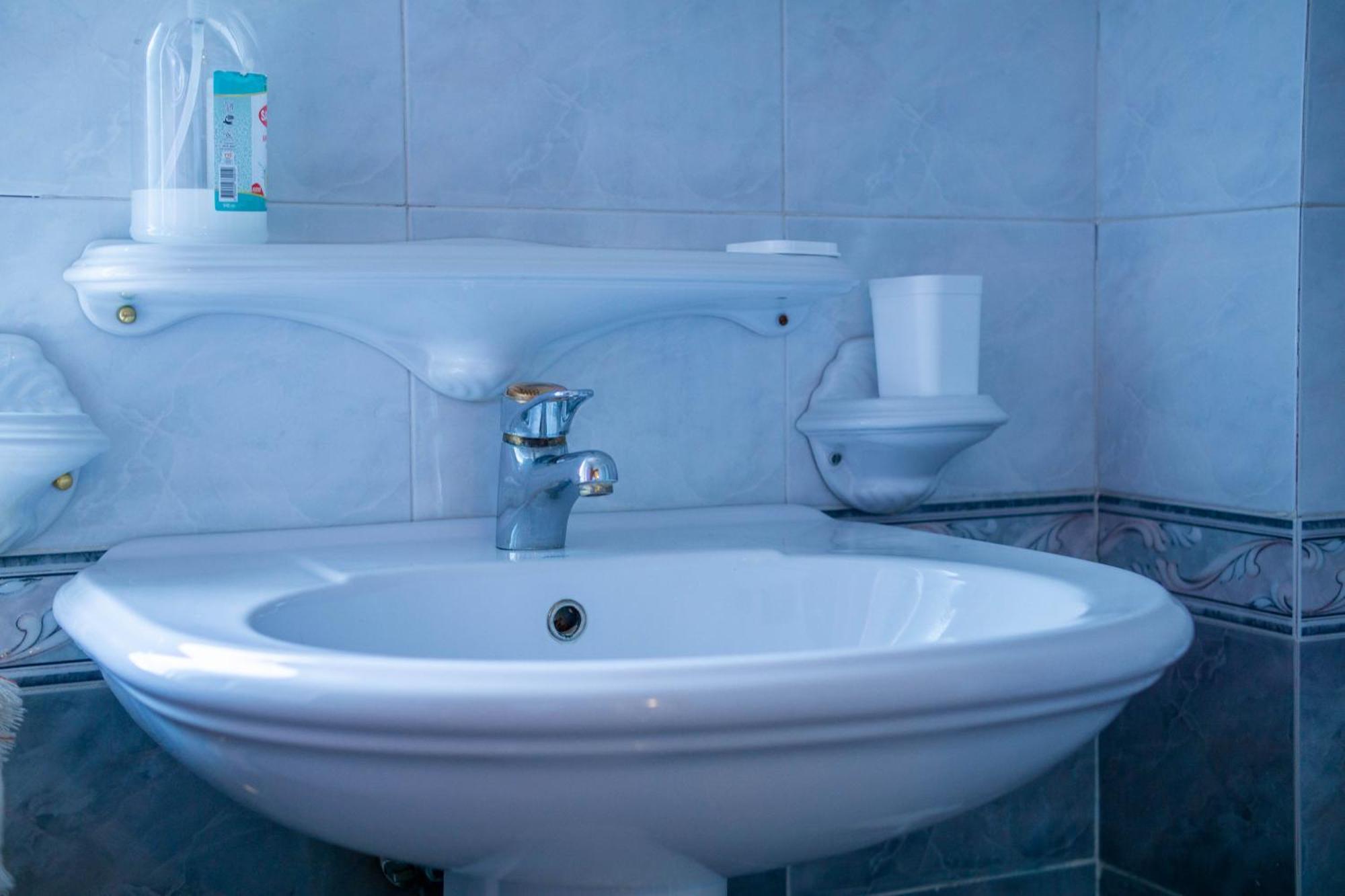 Bllok Bright Private Bedrooms With Private Bathroom On Shared Apartment Tirana Exterior foto