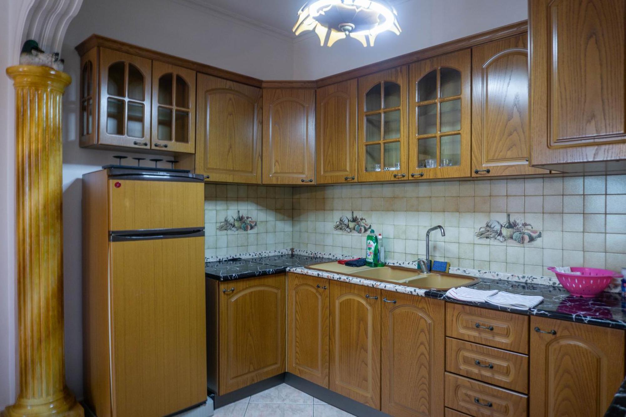 Bllok Bright Private Bedrooms With Private Bathroom On Shared Apartment Tirana Exterior foto