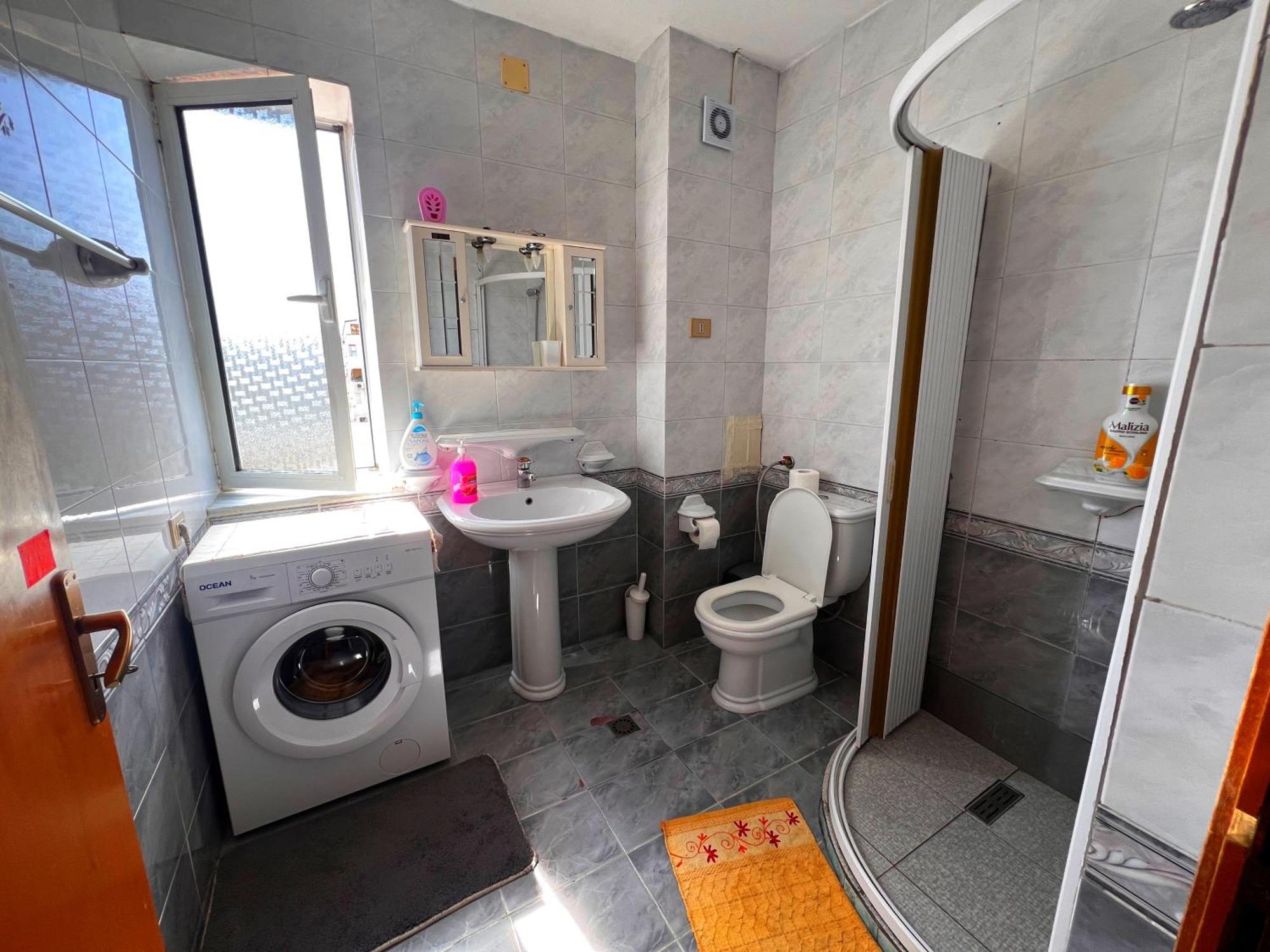 Bllok Bright Private Bedrooms With Private Bathroom On Shared Apartment Tirana Exterior foto